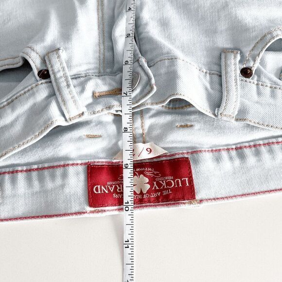 Lucky Brand Women's Cropped Jeans Five Pocket Charlie Skimmer Light Blue Size 28 - Picture 10 of 10